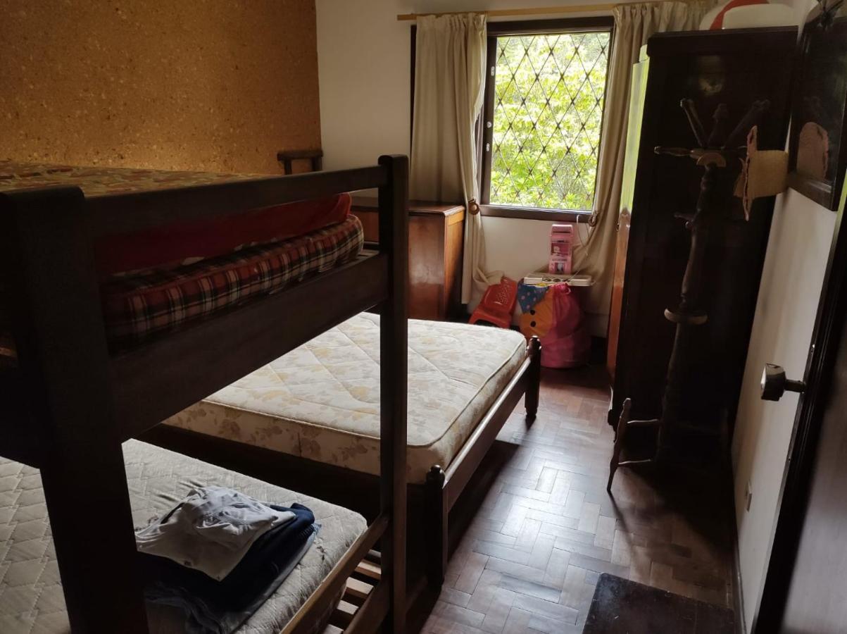 Casa Em Campos Do Jordao - 3 Quartos, Com Churrasqueira Eksteriør billede