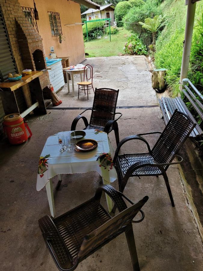 Casa Em Campos Do Jordao - 3 Quartos, Com Churrasqueira Eksteriør billede